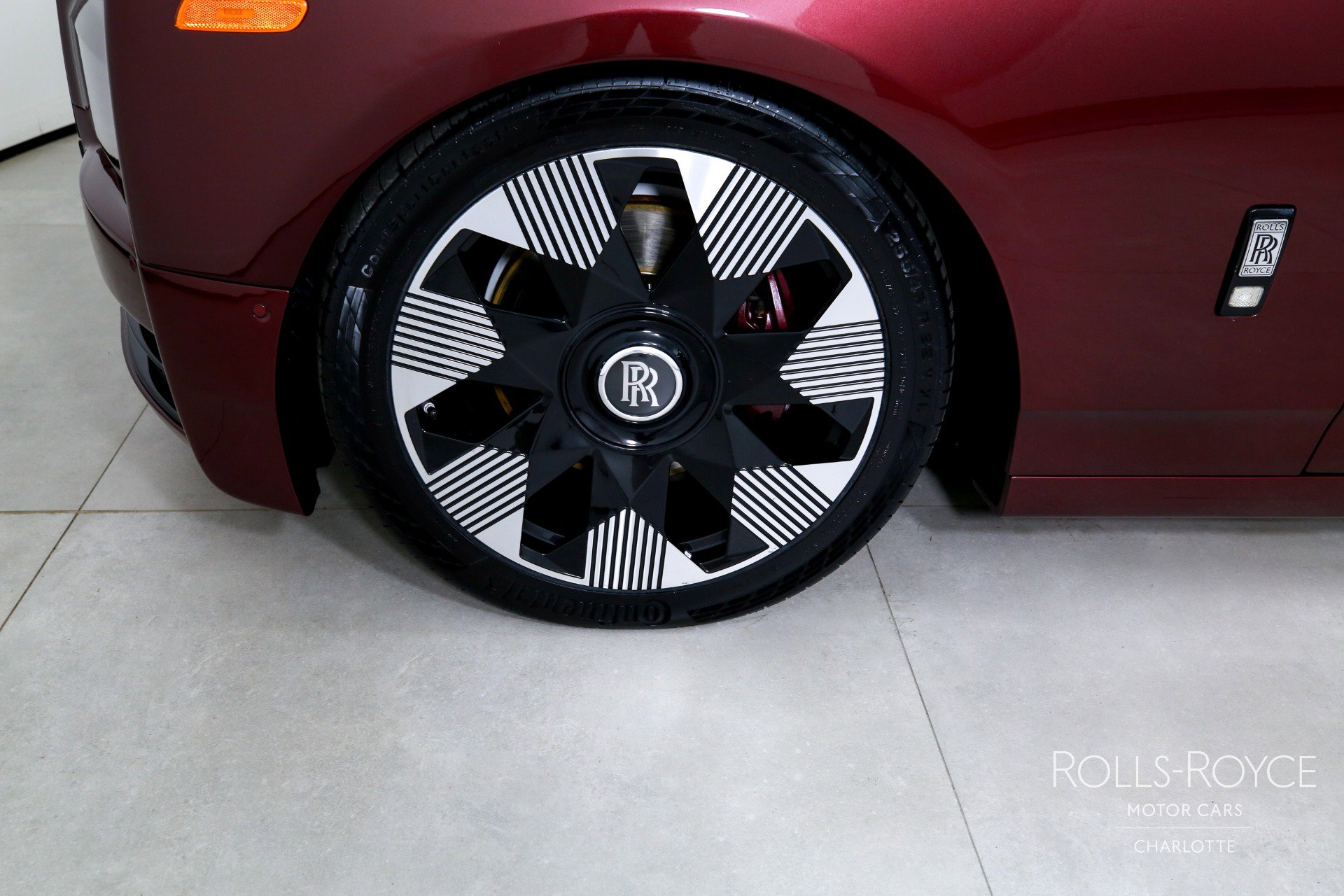 Used 2019 Rolls-Royce Phantom Sedan image 41