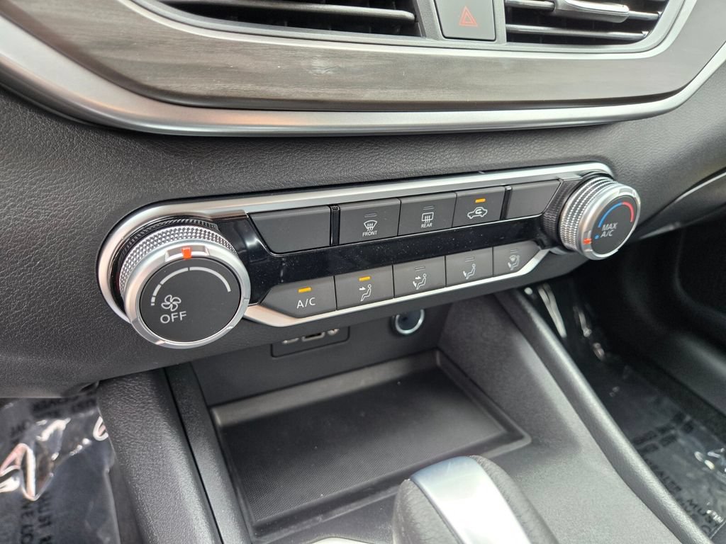 New 2026 Nissan Altima 2.5 SV AWD/4WD image 19