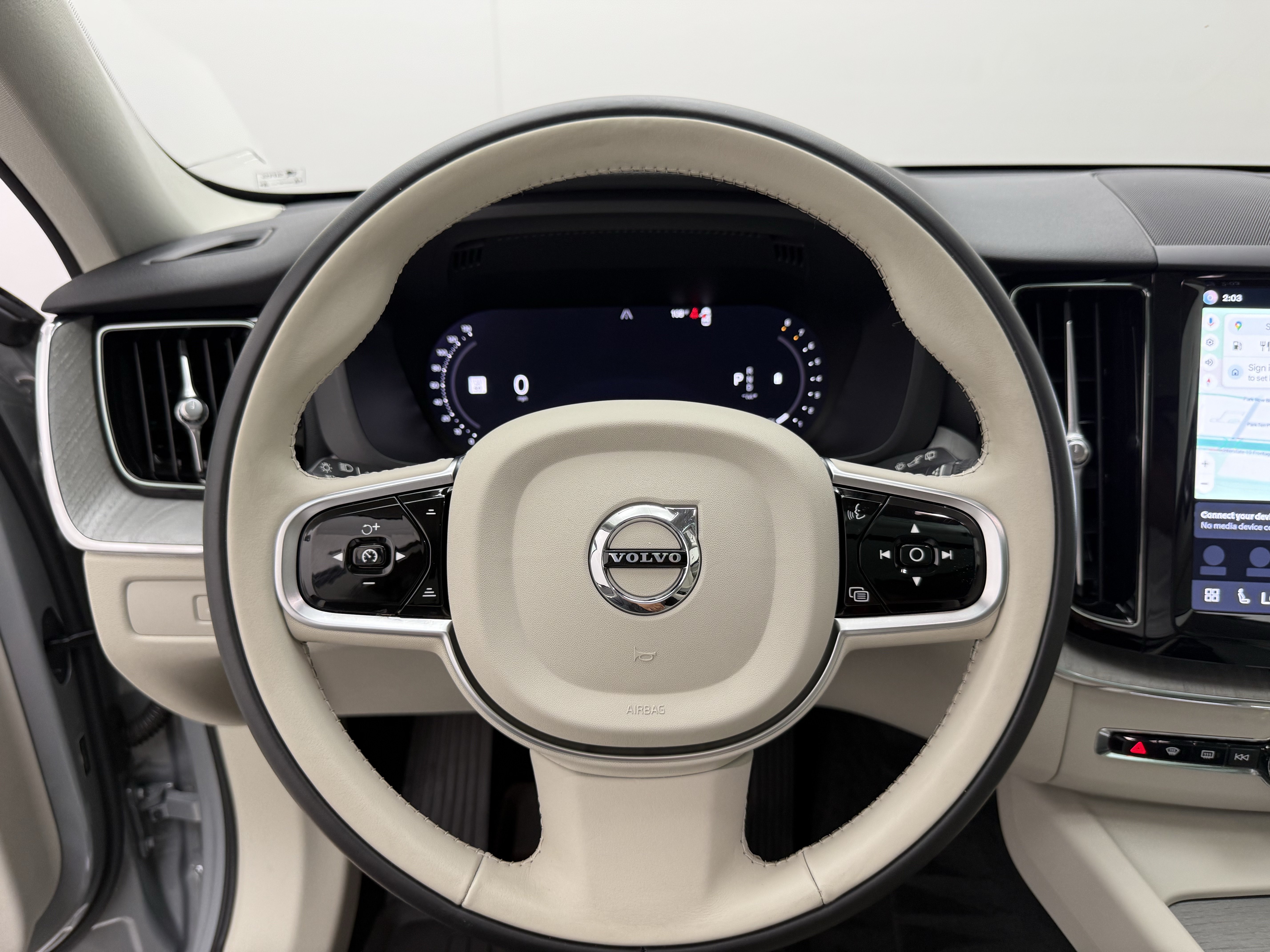 Certified 2024 Volvo XC60 B5 Plus w/ Protection Package AWD/4WD image 15