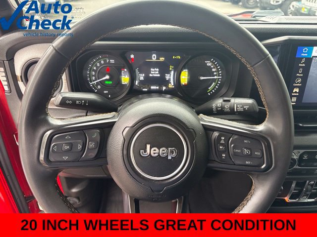Used 2024 Jeep Wrangler Unlimited w/ Convenience Group AWD/4WD image 7