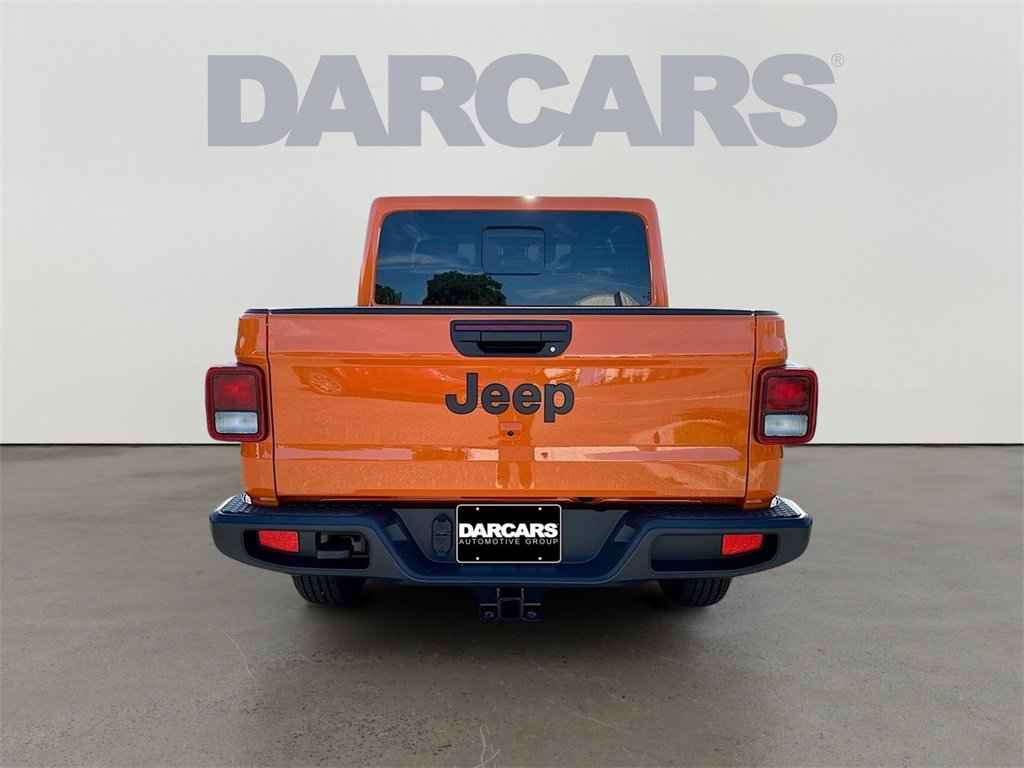 New 2025 Jeep Gladiator Sport image 6