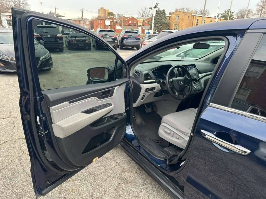 Used 2019 Honda Odyssey EX image 10