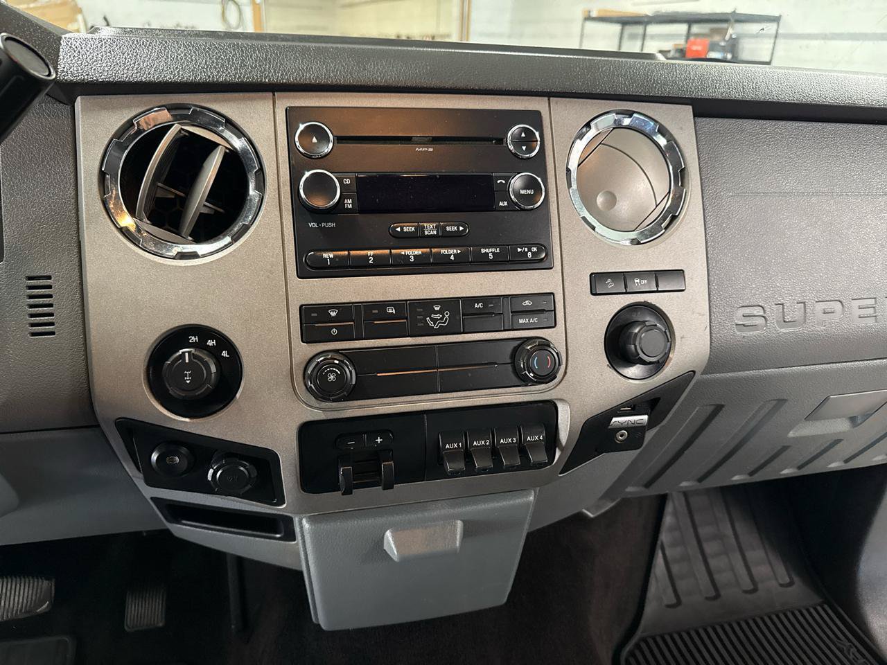 Used 2015 Ford F350 XLT w/ XLT Value Package AWD/4WD image 18