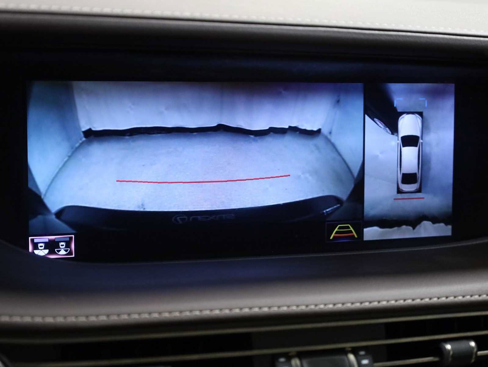 Used 2018 Lexus LS 500 w/ Interior Upgrade Package RWD image 32