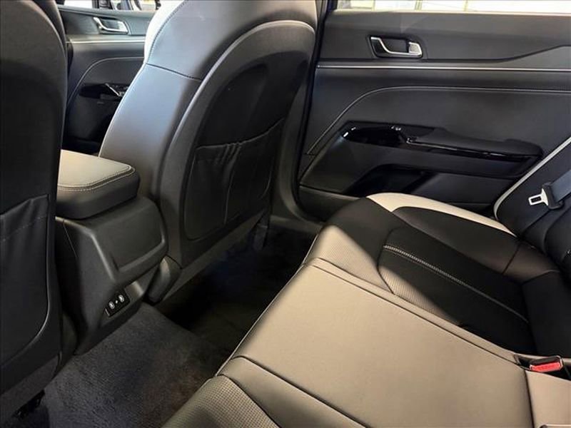 New 2026 Kia K5 GT-Line image 12