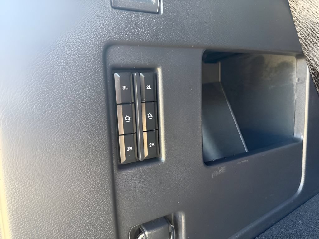 Used 2024 Ford Expedition Limited AWD/4WD image 34