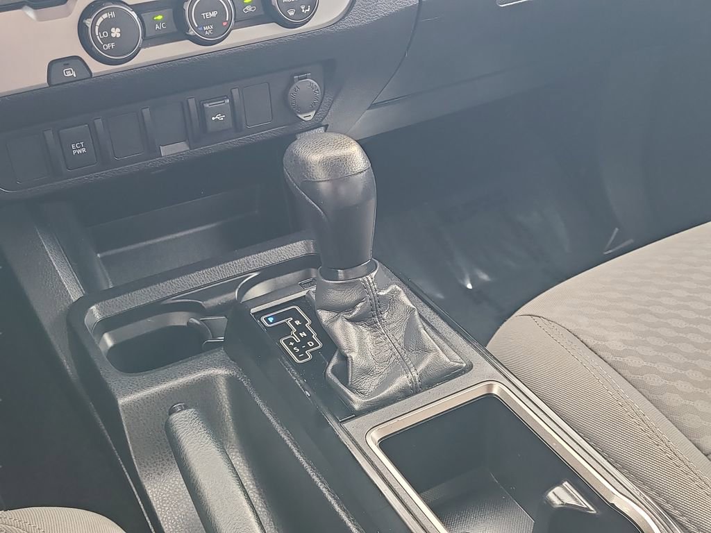 Used 2023 Toyota Tacoma SR w/ SR Convenience Package image 18