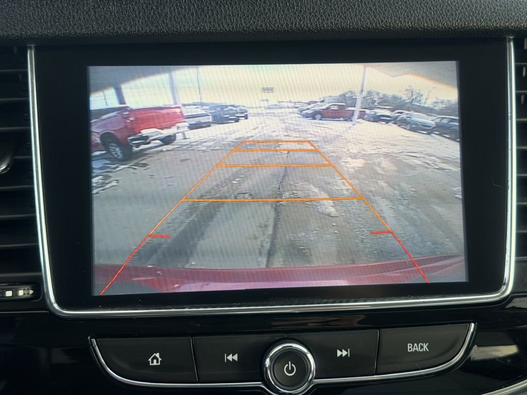 Used 2017 Buick Encore Premium image 17