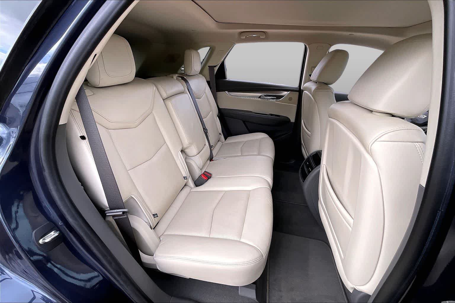 Used 2019 Cadillac XT5 Luxury FWD image 17
