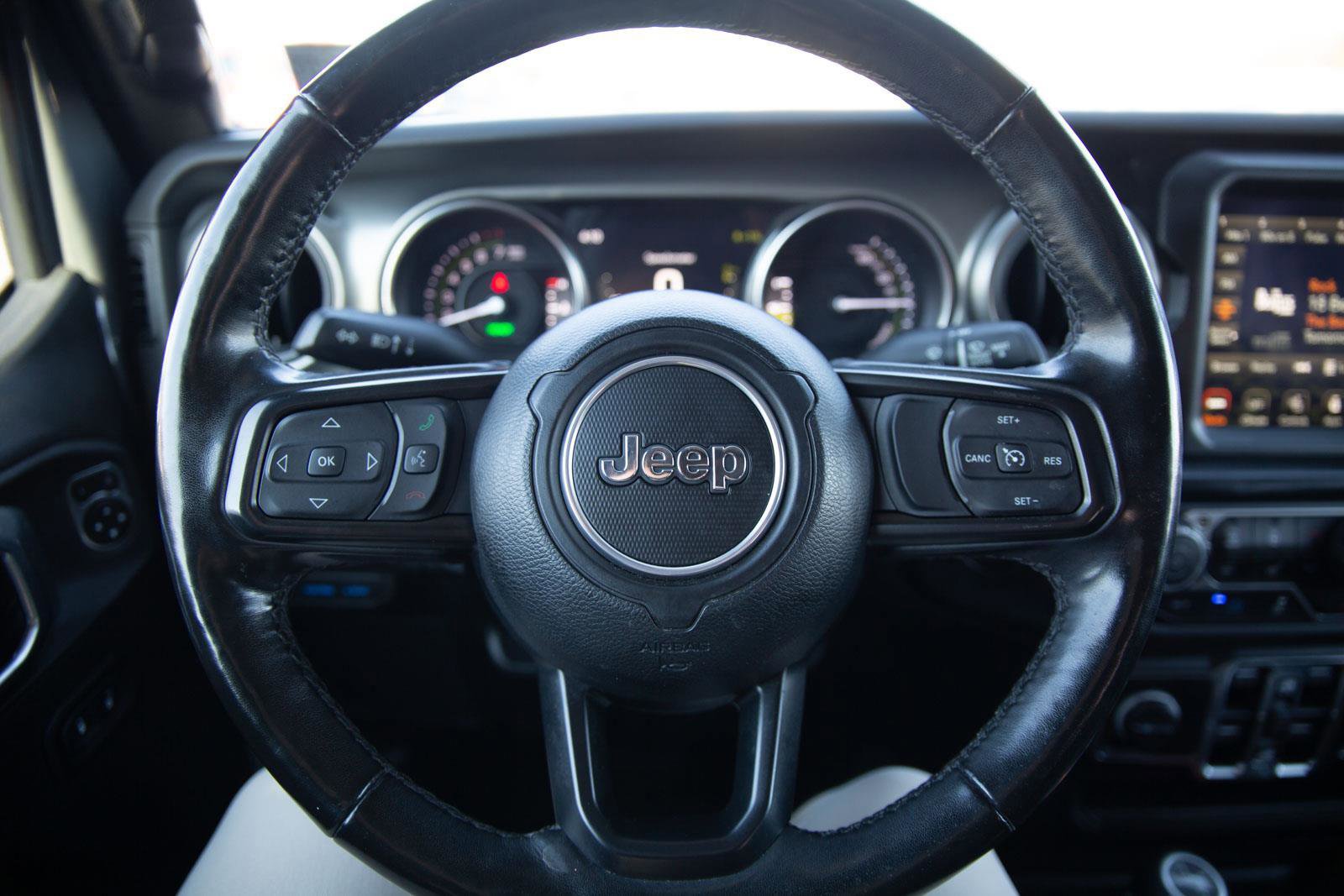 Used 2023 Jeep Wrangler Unlimited w/ Cold Weather Group AWD/4WD image 11