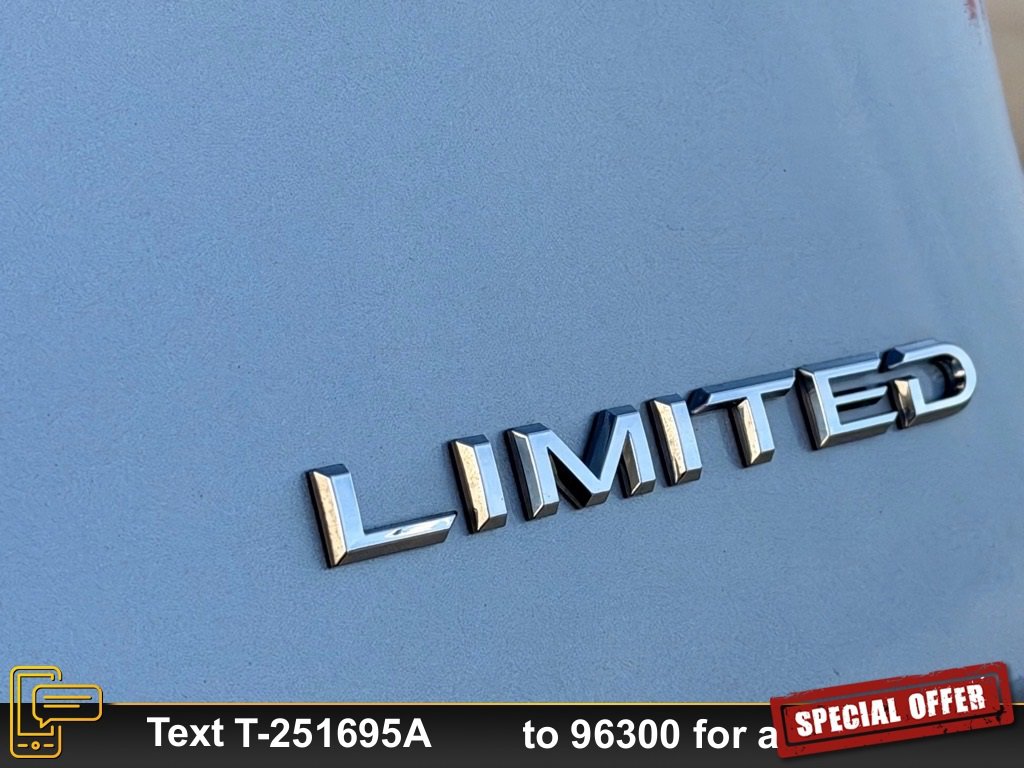 Used 2024 Toyota Grand Highlander Limited image 28