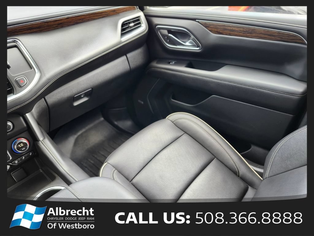 Used 2024 Chevrolet Tahoe Premier AWD/4WD image 15