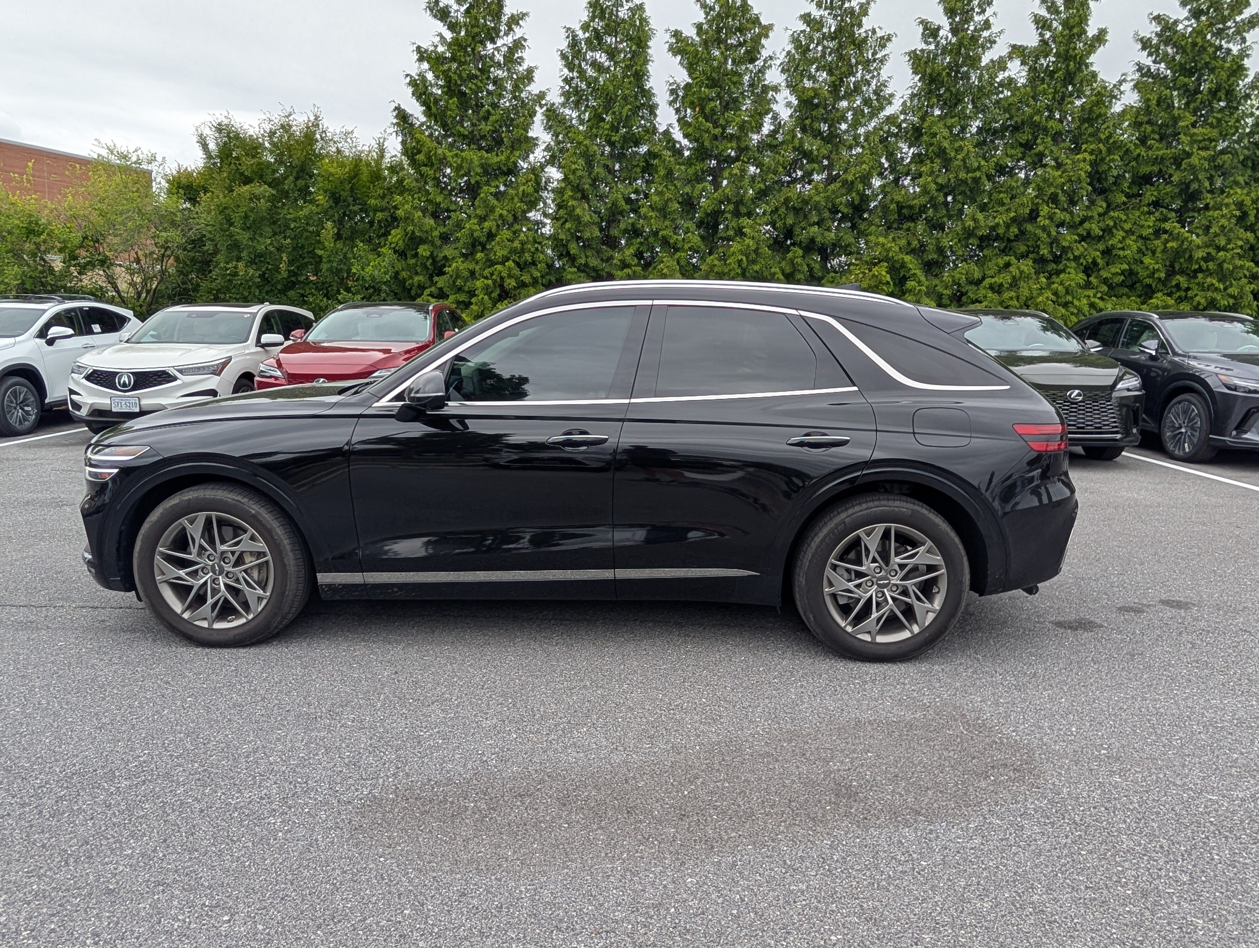 Used 2025 Genesis GV70 2.5T w/ Advanced Package AWD/4WD image 6