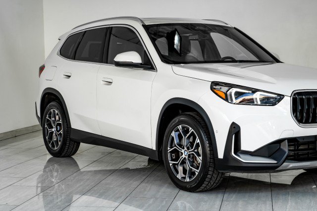 Used 2023 BMW X1 xDrive28i AWD/4WD image 45