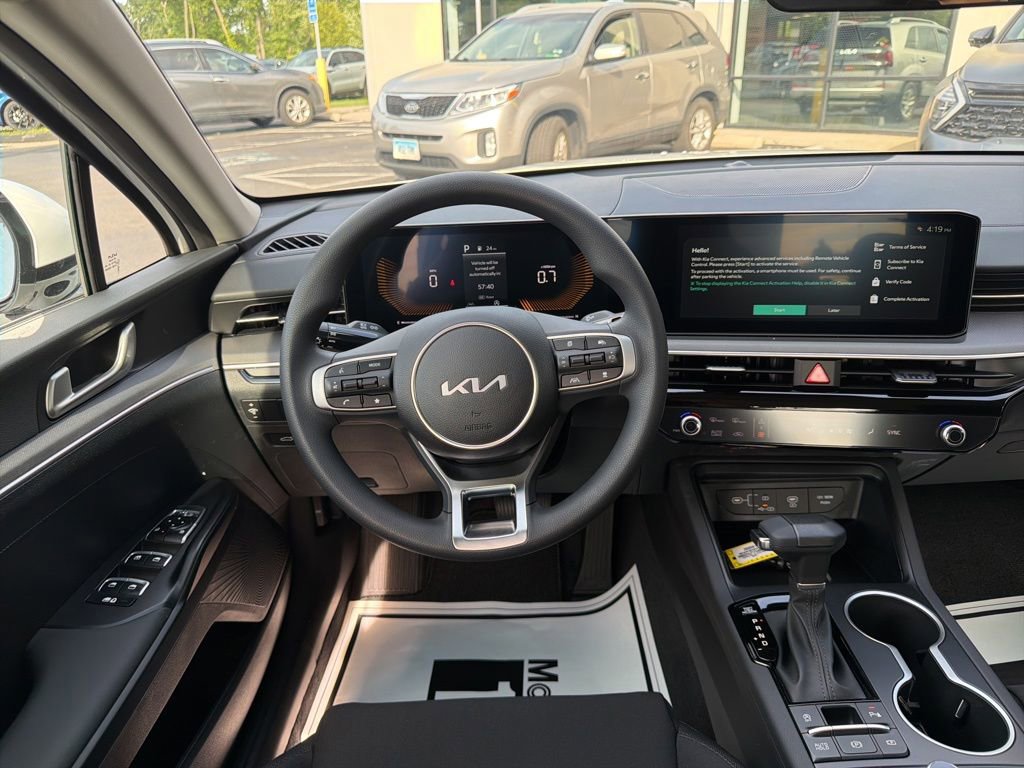 New 2026 Kia K5 LXS FWD image 23