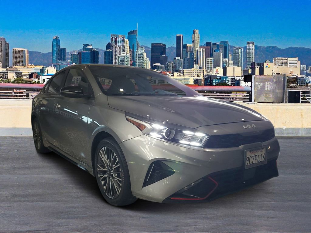 Used 2023 Kia Forte GT-Line w/ GT-Line Premium Package image 3