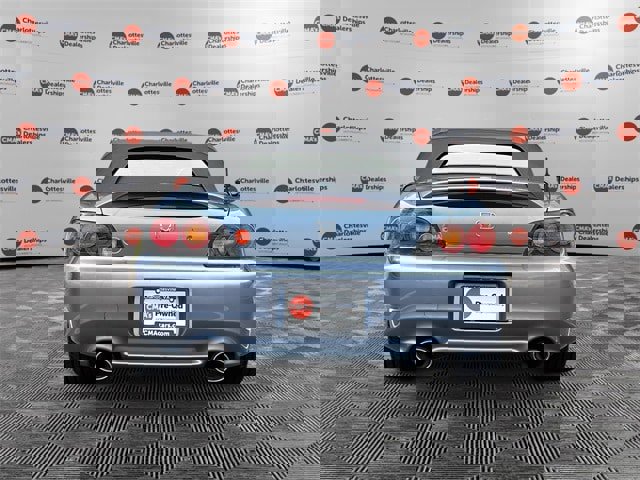 Used 2004 Honda S2000 image 4