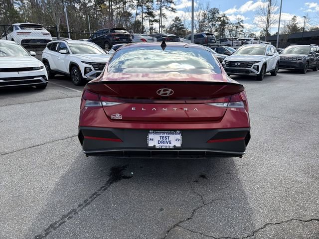 Certified 2025 Hyundai Elantra Sport image 6