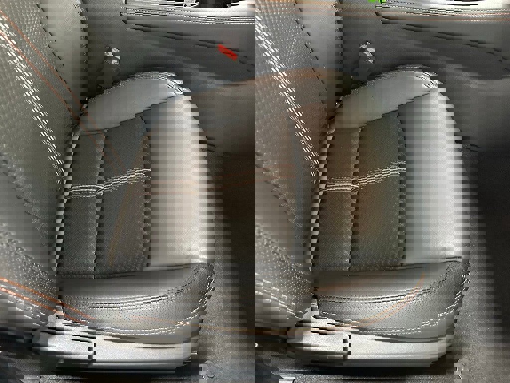 Used 2024 Nissan Altima 2.5 SR image 54