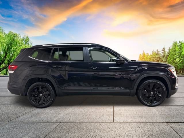 New 2026 Volkswagen Atlas SE image 3
