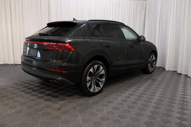 New 2025 Audi Q8 Premium image 26