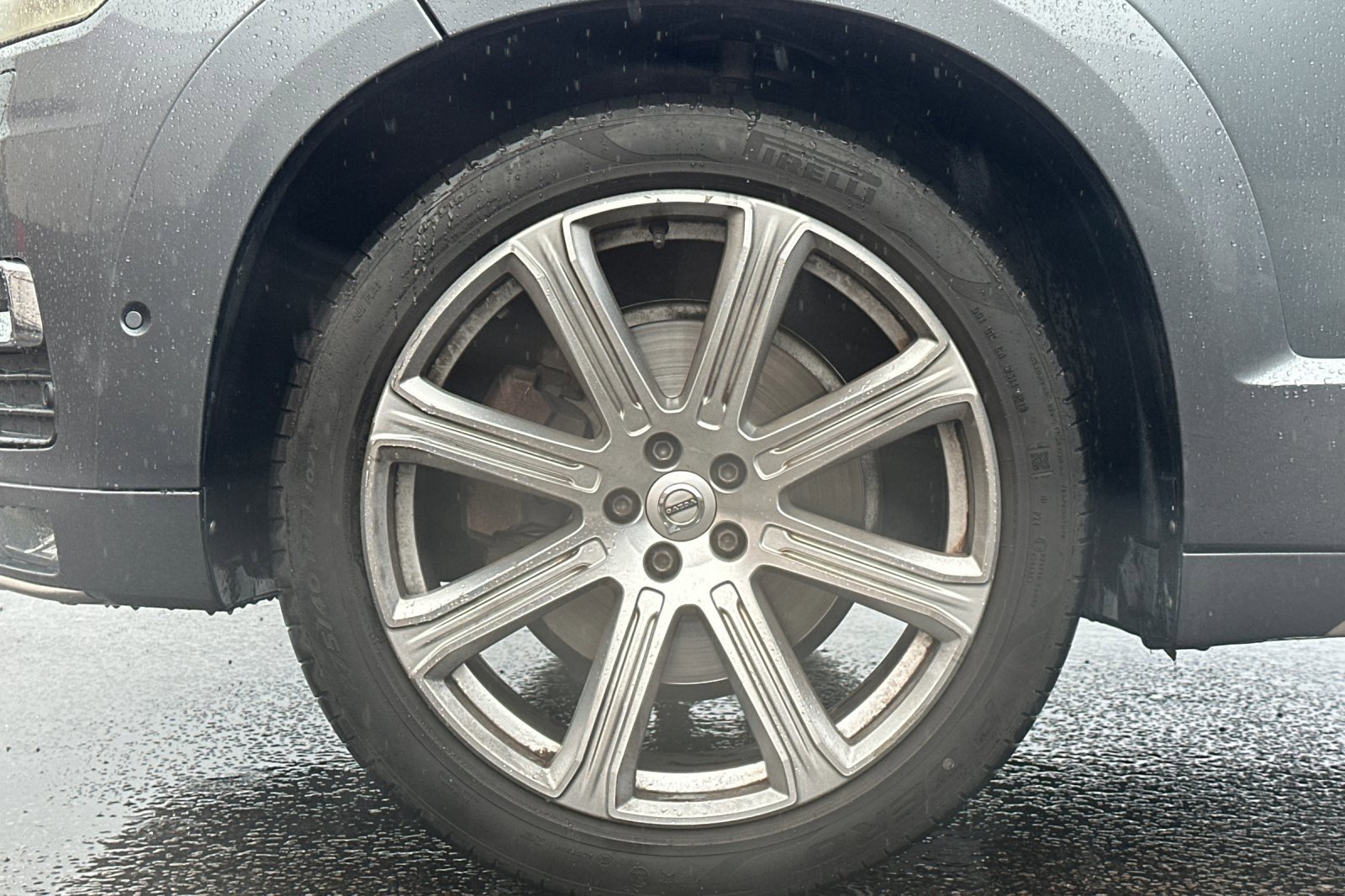 Used 2016 Volvo XC90 T6 Inscription w/ Vision Package AWD/4WD image 11