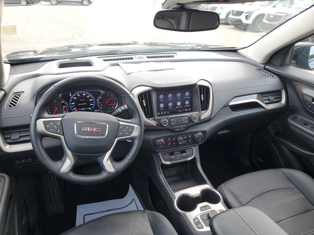 Used 2023 GMC Terrain Denali w/ Denali Premium Package AWD/4WD image 32