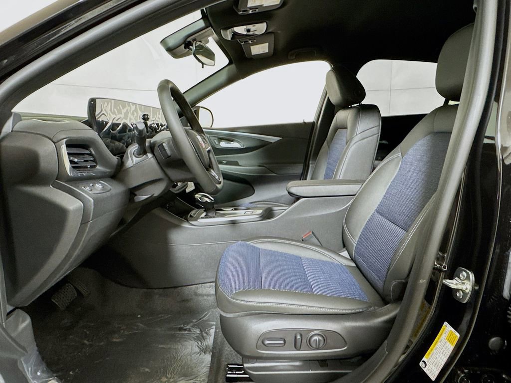 New 2026 Buick Envista Sport Touring w/ Convenience I Package FWD image 11