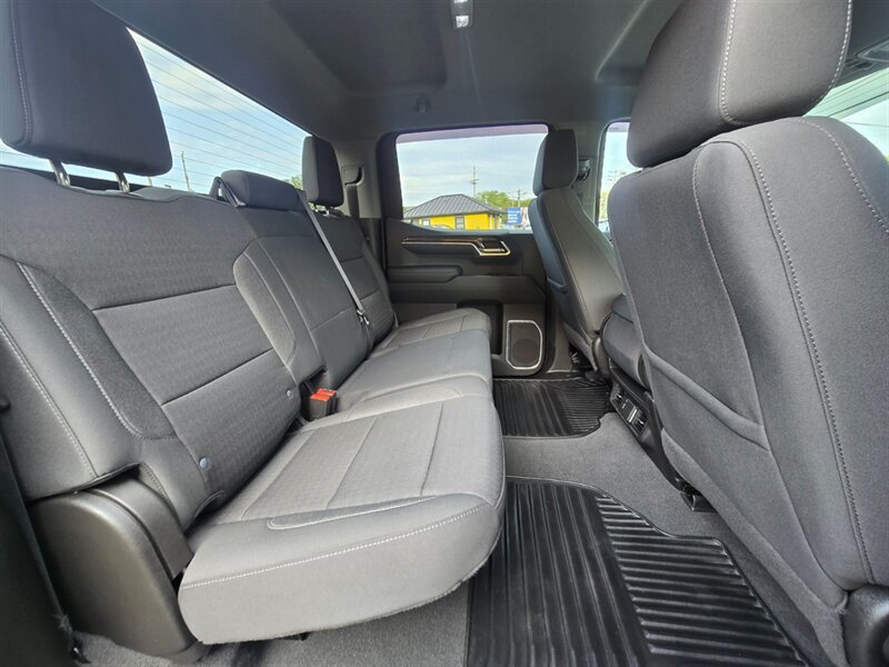 Used 2022 GMC Sierra 1500 SLE AWD/4WD image 14