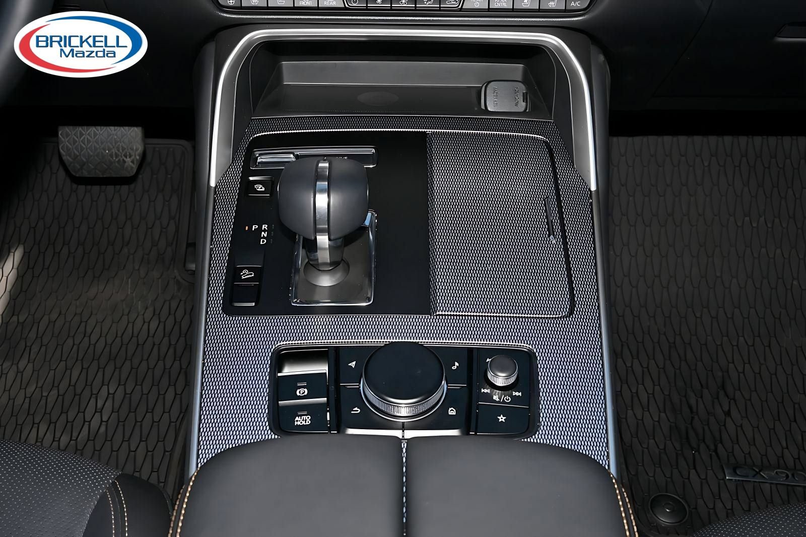 Used 2026 MAZDA CX-90 Plug-In Hybrid w/ Preferred AWD/4WD image 26