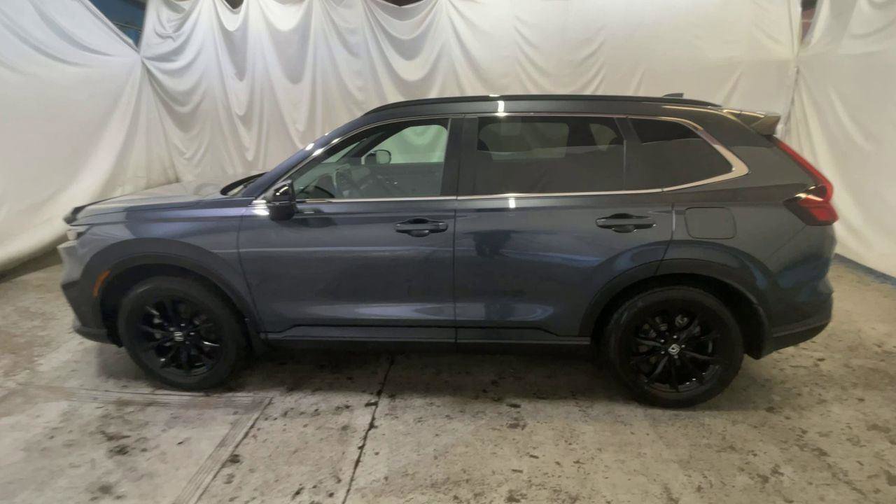 Certified 2025 Honda CR-V Sport-L image 5