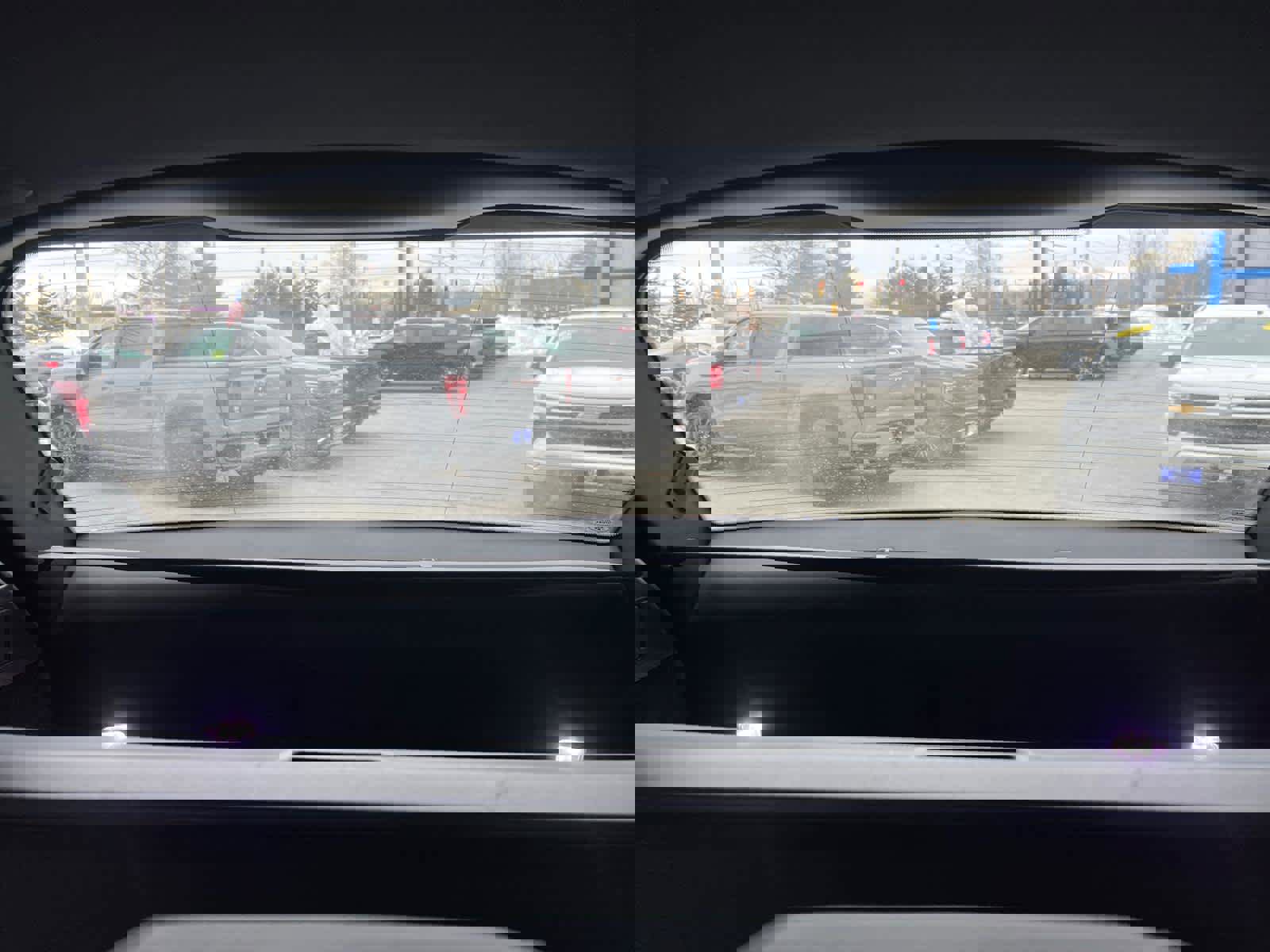 Used 2023 Land Rover Range Rover Sport SE Dynamic image 38