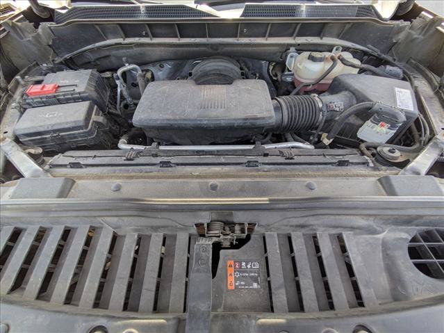 Used 2019 Chevrolet Silverado 1500 High Country w/ Technology Package AWD/4WD image 18