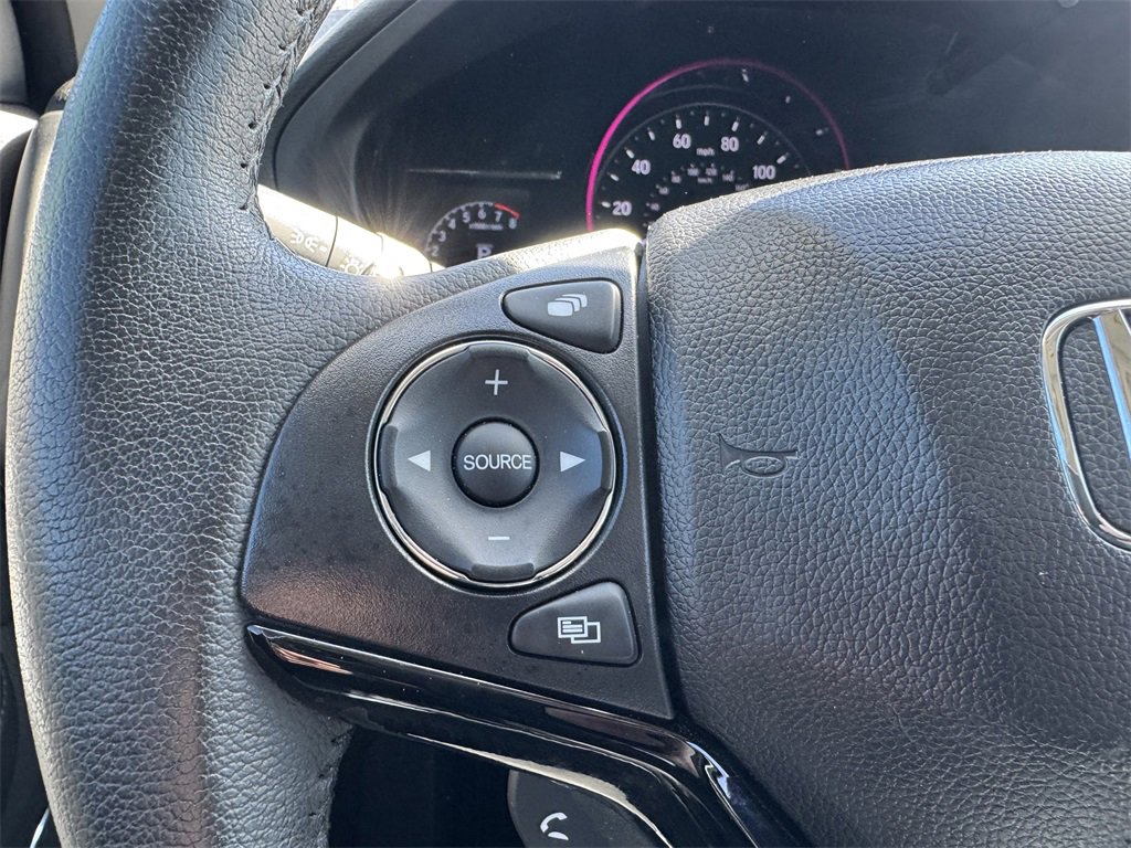 Used 2022 Honda HR-V EX-L image 9