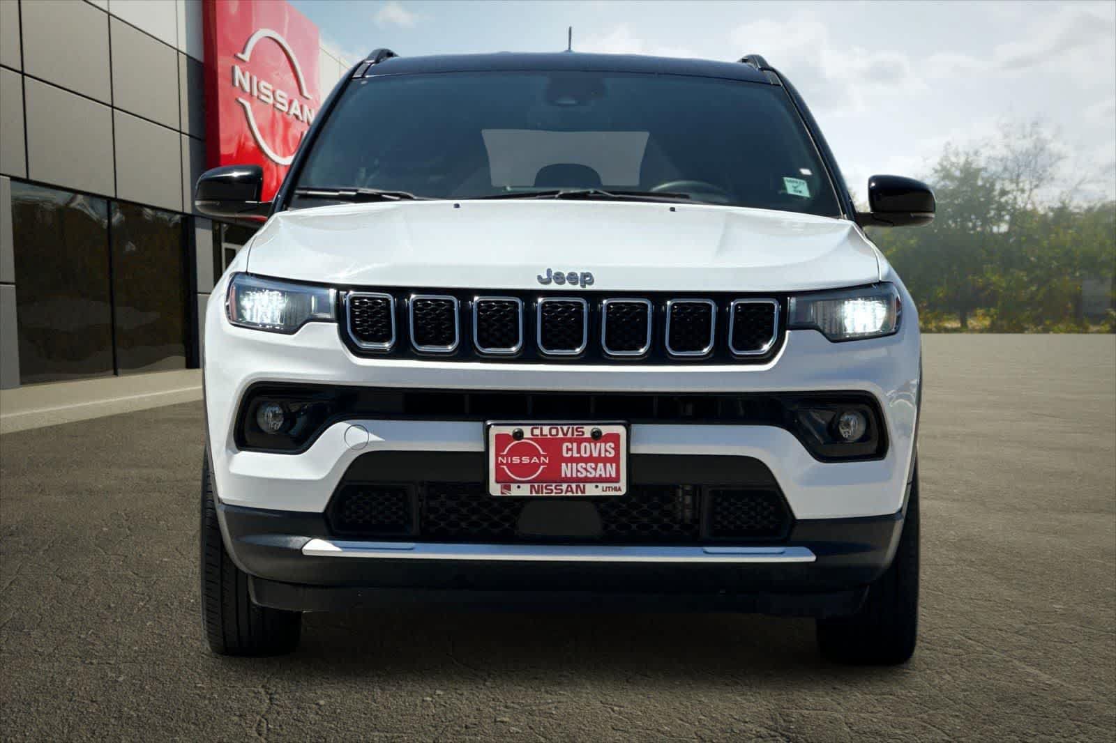 Used 2024 Jeep Compass Limited AWD/4WD image 11