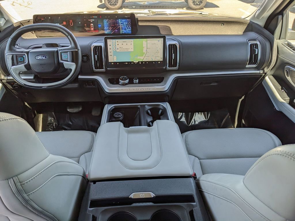 Used 2025 Ford Expedition Max Platinum image 14