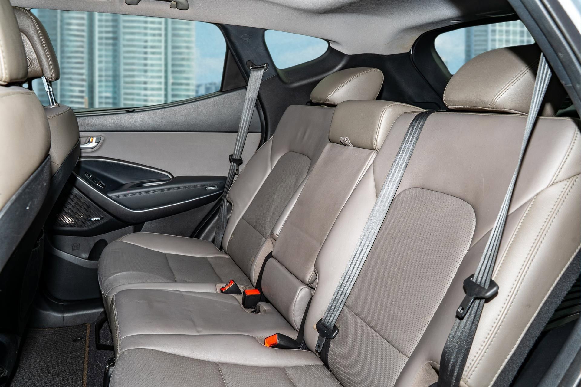 Used 2018 Hyundai Santa Fe Sport image 17