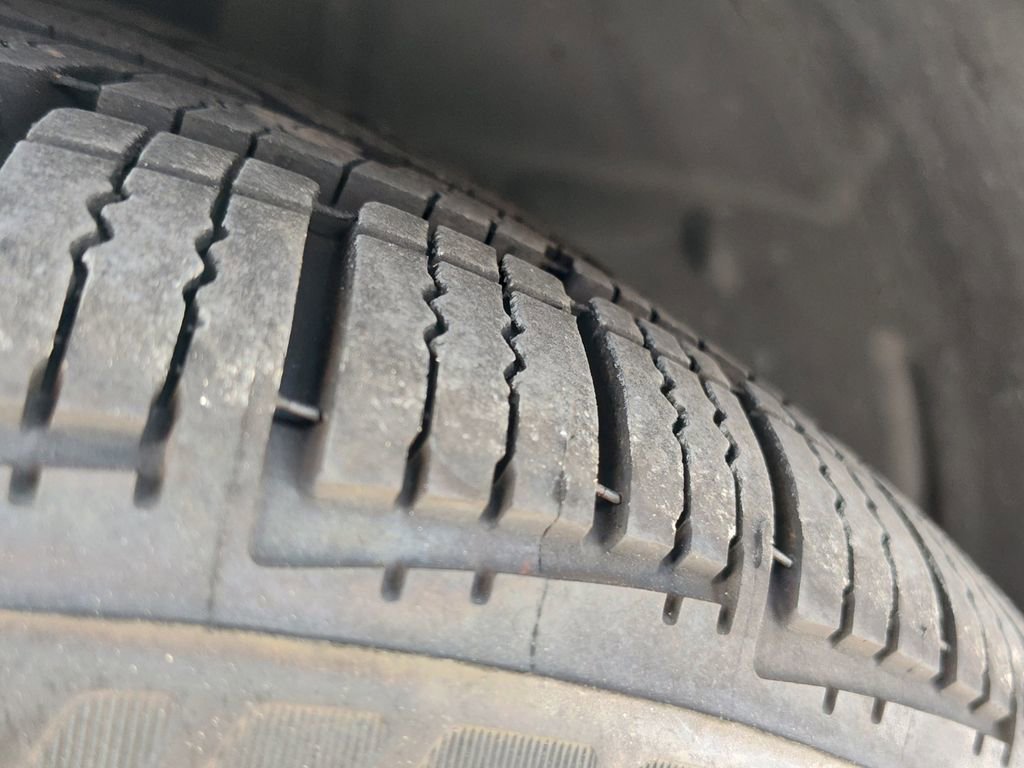 Used 2017 Mercedes-Benz C 300 Sedan image 16