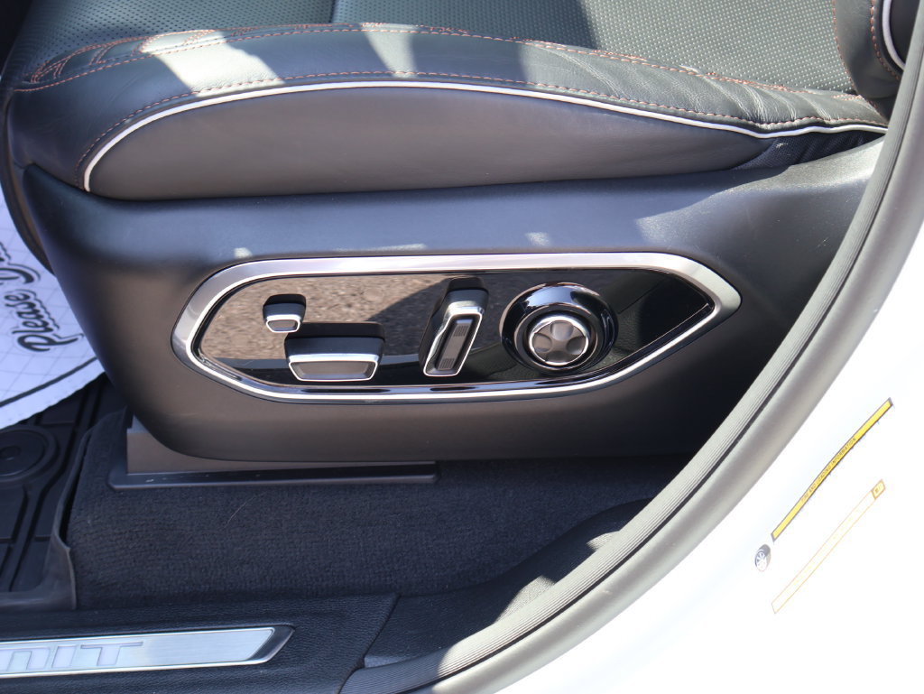 Used 2024 Jeep Grand Cherokee L Summit AWD/4WD image 25