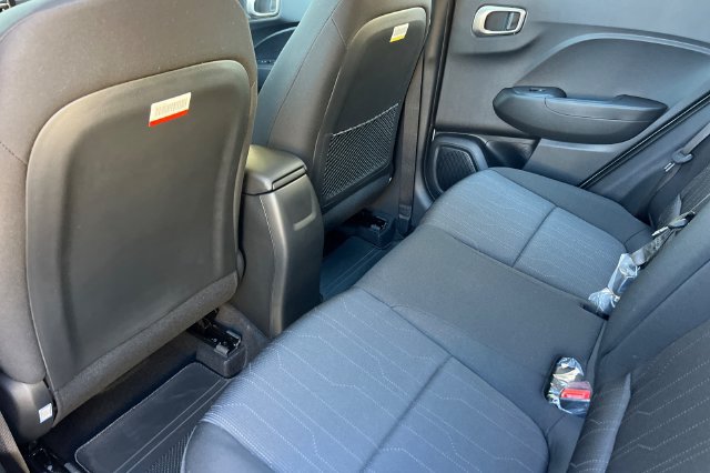 New 2026 Hyundai Venue SE FWD image 11