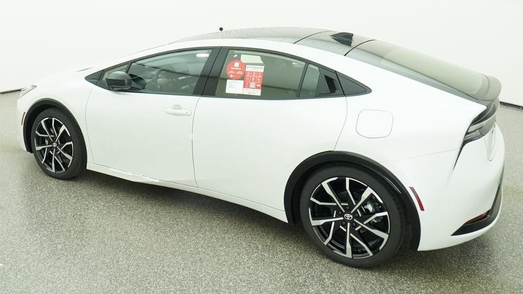 New 2027 Toyota Prius Plug-In Hybrid w/ Limited Premium Package FWD image 4