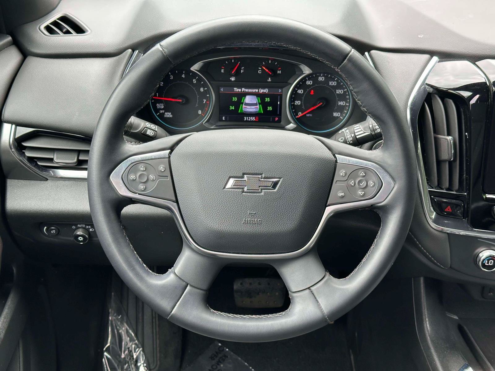 Used 2023 Chevrolet Traverse LT w/ Midnight/Sport Edition AWD/4WD image 12