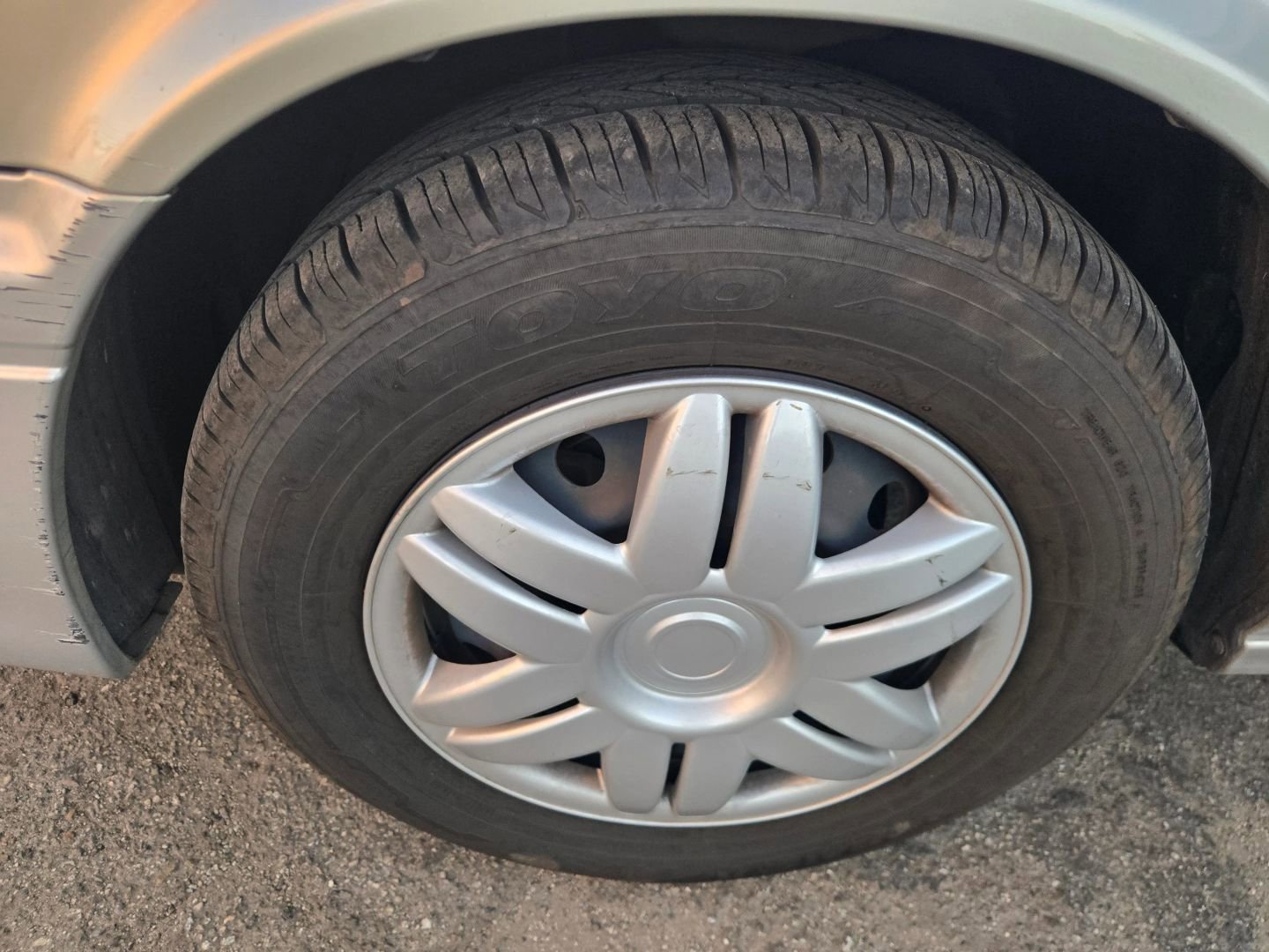 Used 2000 Toyota Camry LE image 26