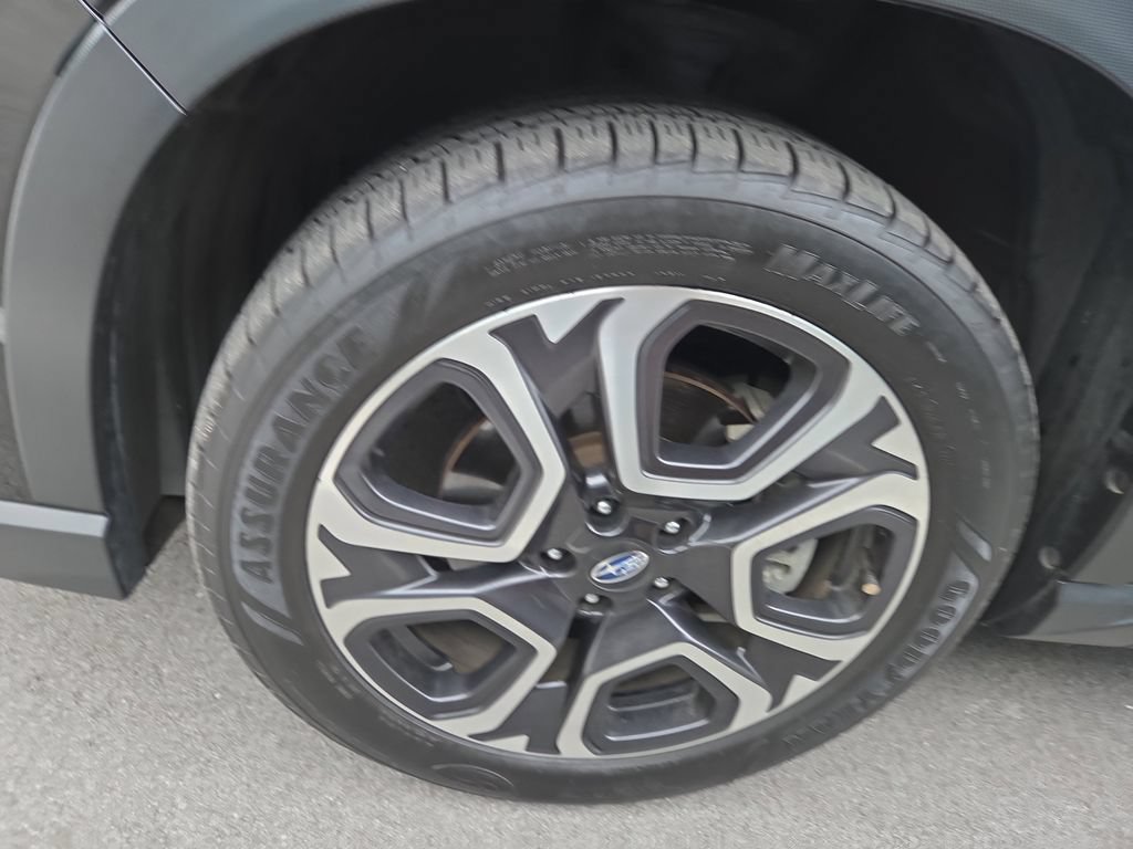 Certified 2023 Subaru Ascent Touring AWD/4WD image 8