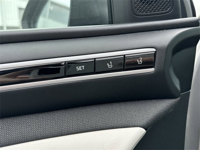 Used 2024 Hyundai Tucson Limited image 31