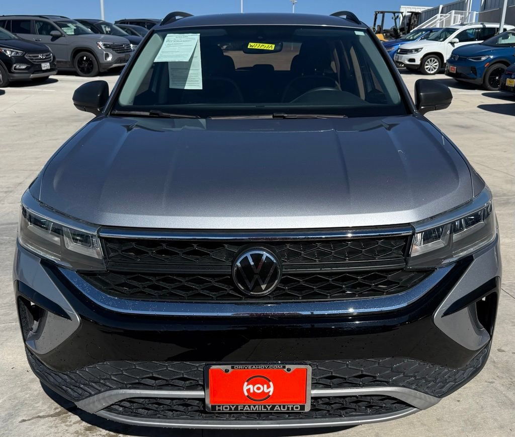 Used 2023 Volkswagen Taos S FWD image 4