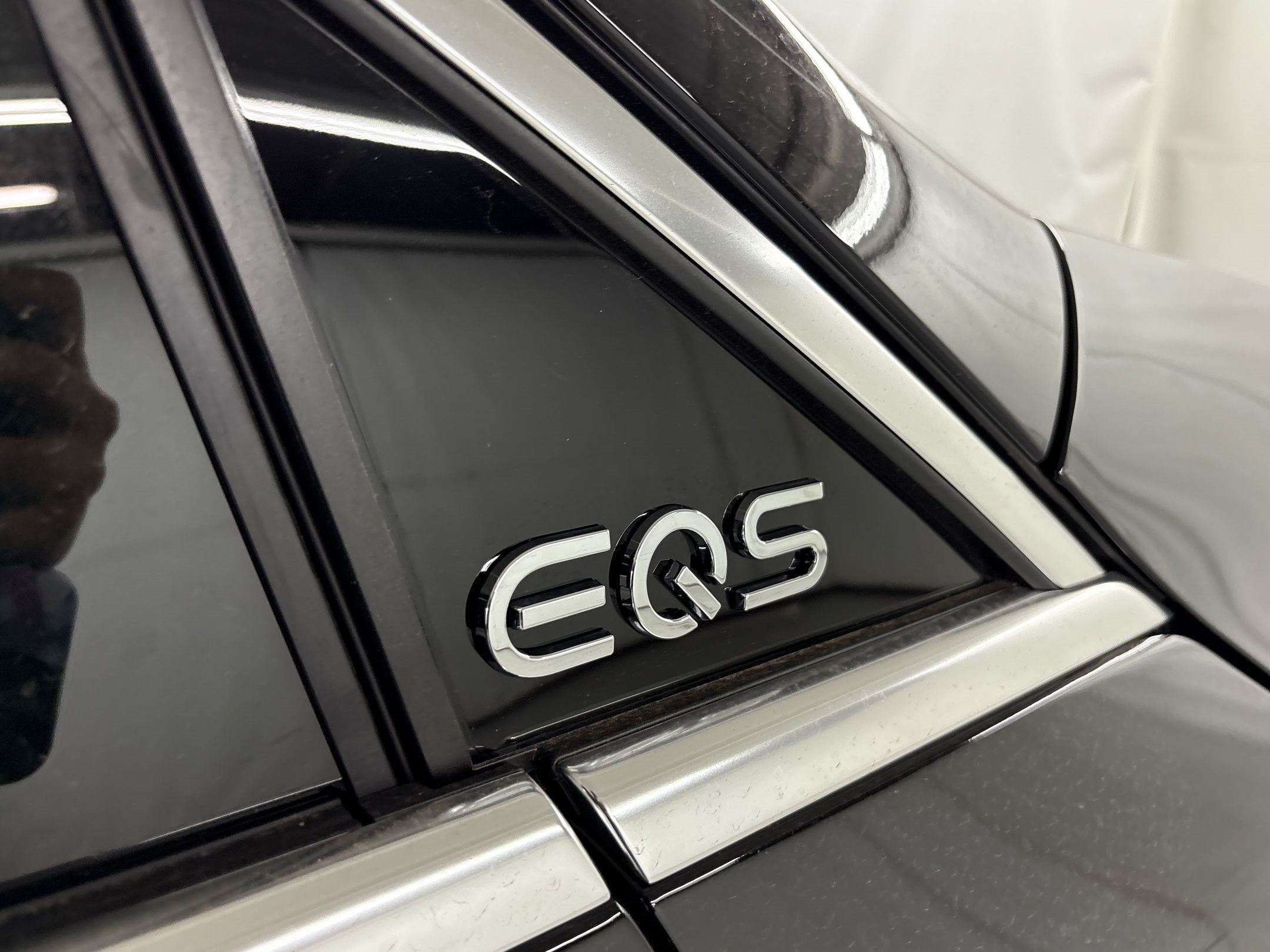 New 2026 Mercedes-Benz EQS 400 4MATIC SUV image 32
