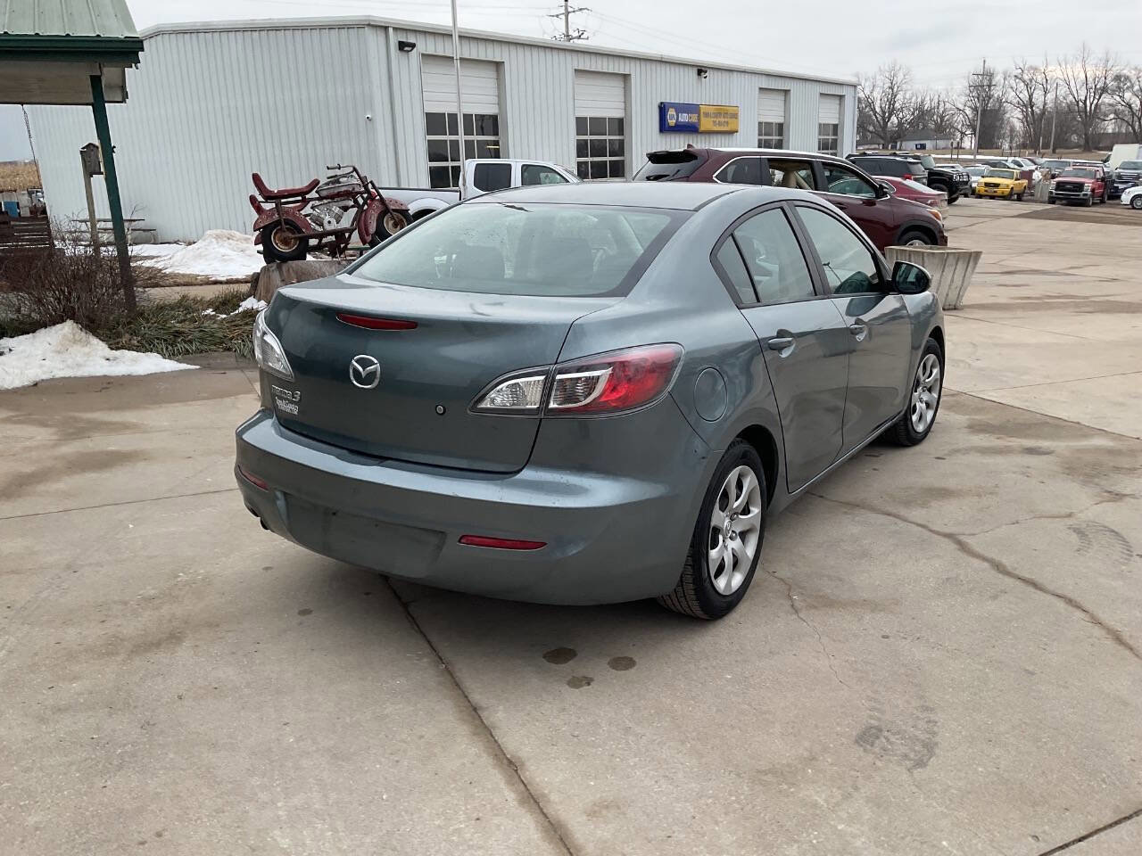 Used 2012 MAZDA MAZDA3 i Sport FWD image 7