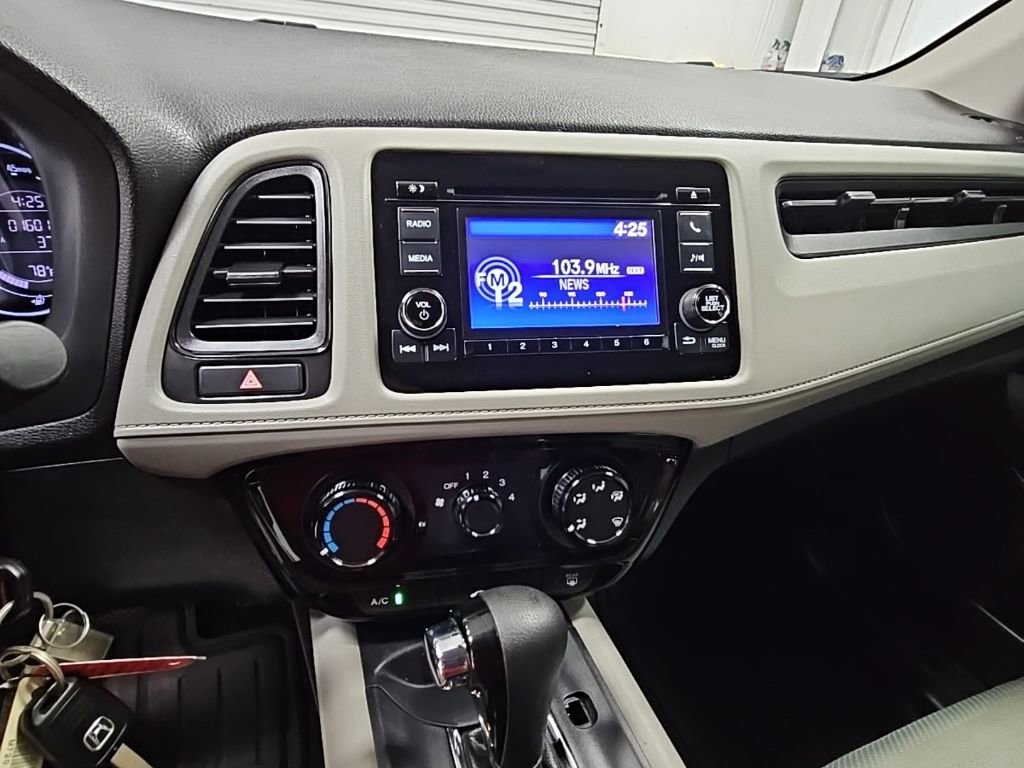 Used 2020 Honda HR-V LX image 13