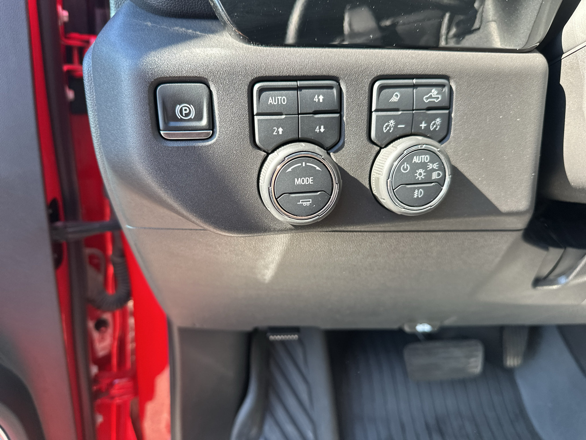 Used 2024 Chevrolet Silverado 1500 LT Trail Boss AWD/4WD image 20